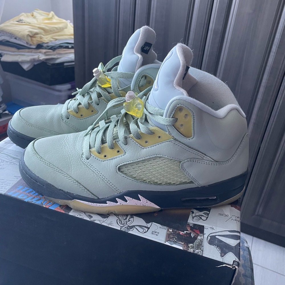 Jordan 5 Retro “Jade”